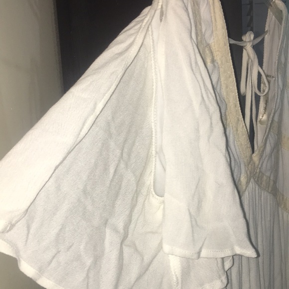 Andree by Unit White Dress SIZE M - Picture 3 of 6